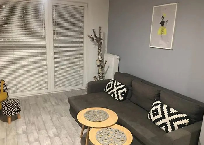 Tarchomin Apartment *